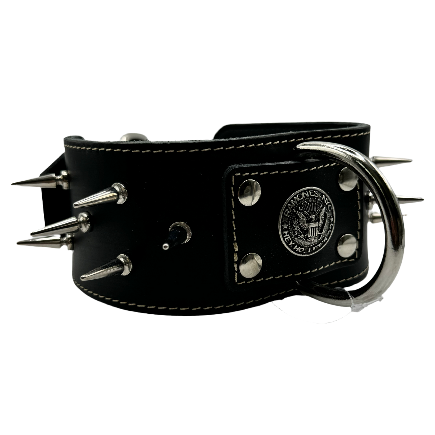 Spiked mastiff collar